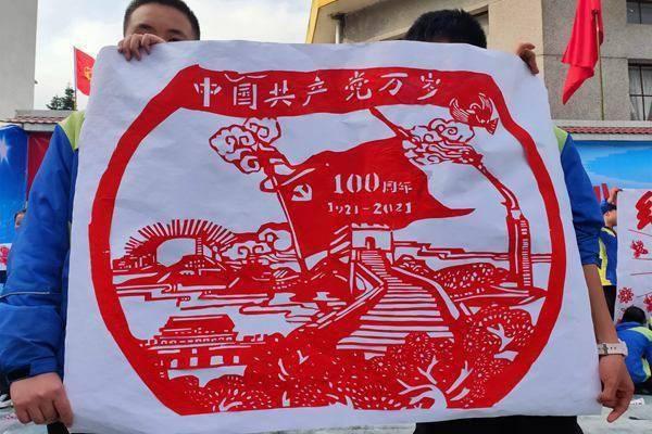 逃出诡异庄园